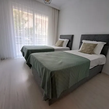 Ahy House
