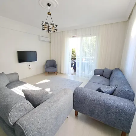 Ahy House *
